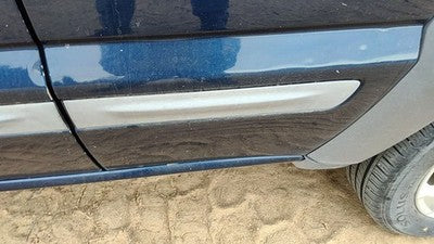 2002 Jeep Liberty Driver Left Rear Moulding From Door Oem Back Trim Strip