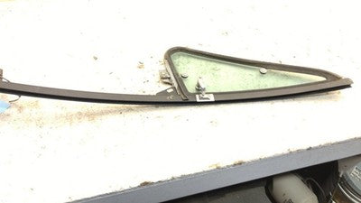 87-89 D100 Ram Pickup Passenger Right Front Vent Window Small Door Glass W Frame