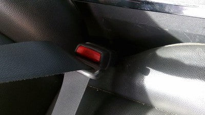 2010 Chrysler 300 Passenger Right Front Seat Belt Buckle Female Receiver Gray Dv