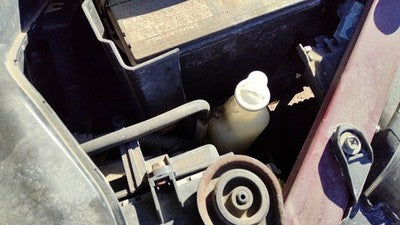 2003-2006 Mitsubishi Outlander Coolant Reservoir Radiator Overflow Tank Bottle