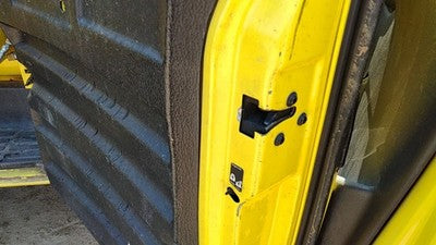1996-2002 Express Van 2500 Passenger Right Rear Forward Door Latch With Rods Oem
