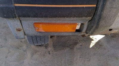1981-1987 Isuzu Pup Pickup Passenger Right Front Turn Signal Light Lamp Oem