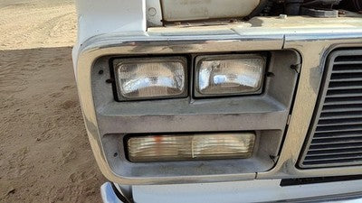 1992-1996 Gmc Van 3500 Passenger Right Head Light Surround Door Trim Oem