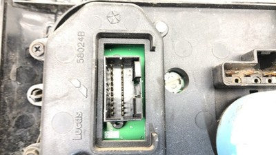2007-2009 Chrysler Aspen Temperature Control Module In Dash Heater Ac Head Unit