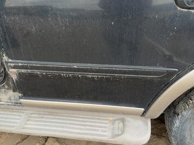 97-02 Ford Expedition Driver Left Rear Upper Moulding From Door Oem Back Black
