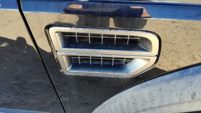 2005-09 Land Rover Lr3 Passenger Right Moulding From Fender Oem Grille Air Inlet