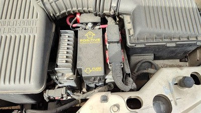 1999 Dodge Stratus Engine Fuse Box Power Distribution Panel Oem 2.4L