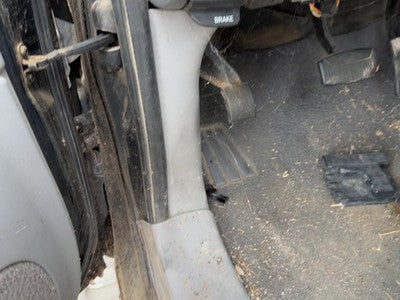 97-02 Ford Expedition Driver Left Lower Kick Trim Panel Oem Gray 12