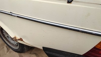 1980 Mercedes 300Td Driver Left Rear Moulding On Quarter Panel Oem