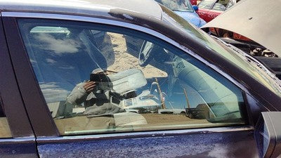 1997-2002 Bmw 540I Passenger Right Front Side Window Door Glass Oem 51328159170