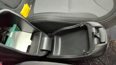 2014-2019 Kia Soul Center Console Lid Only Oem Arm Rest Fold Down Black Eq