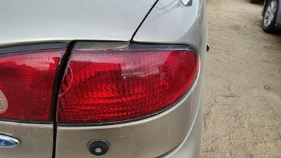 1995-1997 Ford Contour Passenger Right Outer Tail Light Brake Lamp Rear Crack