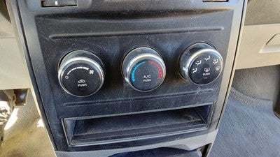 08-09 Dodge Grand Caravan Temperature Control Module In Dash Heater Ac Head Unit
