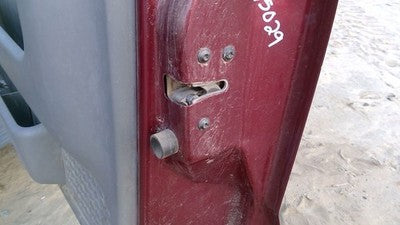 2006 F350 Super Duty Passenger Right Front Door Latch With Rods/Cables Oem