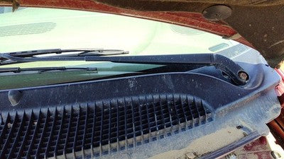 2003-2007 Chrysler Town Country Driver Left Windshield Wiper Arm Oem Blade Lever