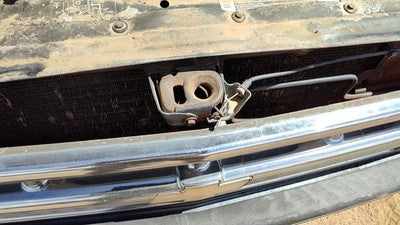 1991-1994 Chevy S10 Blazer Hood Latch Assembly With Bracket Oem 15953279