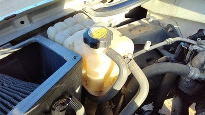 2000-2004 Chevy Suburban Coolant Reservoir Radiator Overflow Tank Bottle Oem
