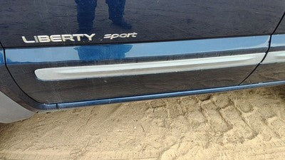 2002 Jeep Liberty Driver Left Front Moulding From Door Oem Trim Strip