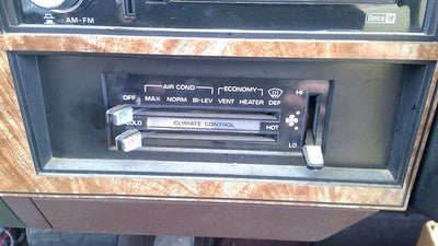 1984-1985 Buick Century Temperature Control Module In Dash Heater AC Head Unit