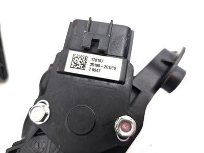 2017 Kia Soul Gas Accelerator Pedal Assembly Oem 35190-2Gdc0