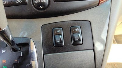 2004 Toyota Sienna Pair Of Heated Seat Switches In Dash Oem Set