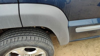 2002-2004 Jeep Liberty Passenger Right Rear Forward Wheel Flare Moulding Back