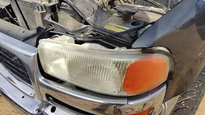 1999-2006 Gmc Sierra 2500 Driver Left Head Light Oem Front Lamp 15850351