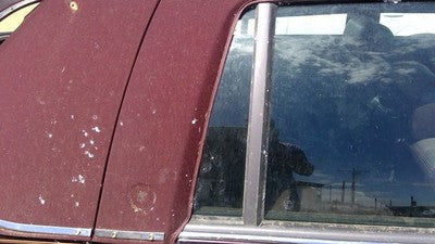 93 Cadillac Fleetwood Passenger Right Rear Vent Window Back Door Glass Wh Frame