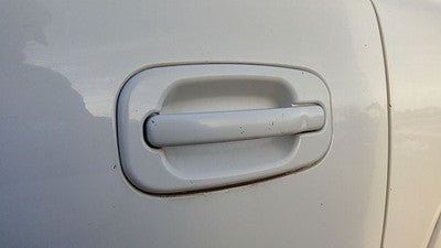 00-06 Chevy Suburban Driver Left Rear Outside Door Handle Back 50U Summit White