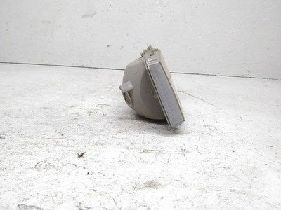 85-86 Deville Passenger Right Front Turn Signal Light Lamp Fender Mounted