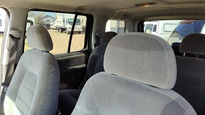 2004-2005 Ford Explorer Pair Of Headrests Oem Left Right Set Seat Gray Tt
