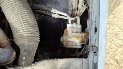 1989 Chevy S10 Pickup Oil Filter Housing Mount Oem 4.3L