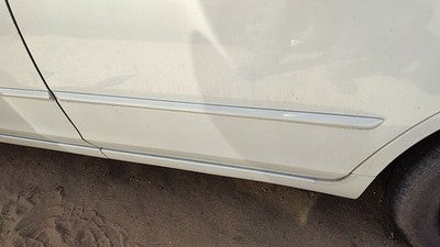 03 Altima Driver Left Rear Moulding From Door Oem Back Trim Strip White Qx3