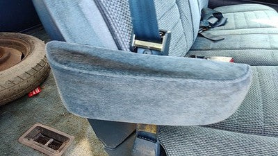 1991-95 GMC Safari Passenger Right Rear Arm Rest Side Back Seat OEM RH 15649704