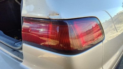 1997-1999 Toyota Camry Passenger Right Outer Tail Light Brake Lamp Oem Rear