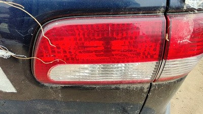 1998-2003 Toyota Sienna Passenger Right Inner Tail Light Brake Lamp Oem Rear