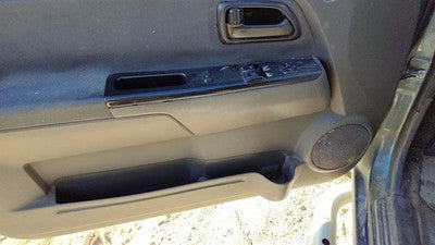 04-06 Canyon Driver Left Front Door Trim Panel Wth Master Switch Dark Pewter 19J