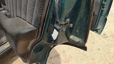 1995-2005 S10 Blazer Passenger Right Rear Door Latch With Rods/Cables Oem Back