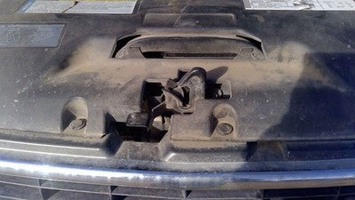 2000 2001 2002 Chevy Tahoe Hood Latch Assembly With Bracket Oem