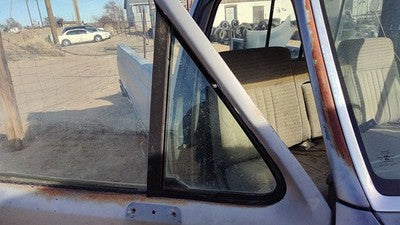80-91 F250 Pickup Passenger Right Front Vent Window Small Door Glass With Frame