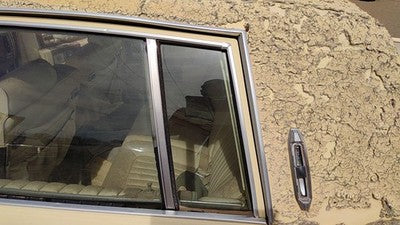 80-84 Deville Driver Left Rear Vent Window Back Door Glass With Frame Oem