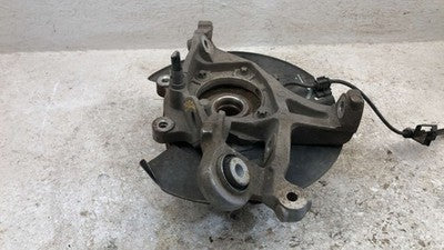 06-10 Charger Passenger Right Rear Knuckle Assembly Stub Axle With Hub Oem Rwd