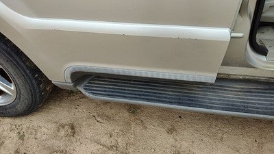 2003 Lincoln Aviator Passenger Right Rear Moulding From Door Back Trim Silver Jp