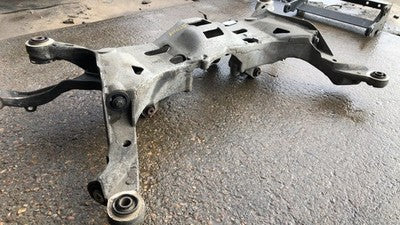2001-2007 Volvo V70 Xc Rear Suspension Crossmember Cradle Mount 2.4L Turbo Awd