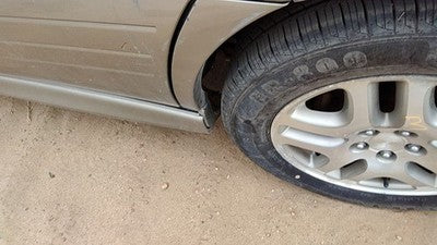 2004 Legacy Outback Driver Left Rear Moulding On Quarter Panel Oem