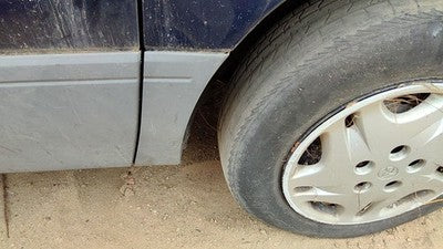 98-03 Toyota Sienna Passenger Right Lower Moulding From Fender Oem Trim Strip