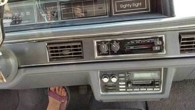 1989-1991 Olds 88 Large Dash Trim Bezel With Heater Vents Oem Gray