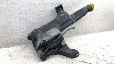 2015-2018 Dodge Ram 4500 Windshield Washer Fluid Reservoir With Pump Oem Wiper