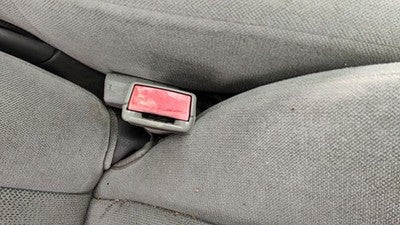 2004 2005 Mercury Sable Passenger Right Front Seat Belt Buckle Receiver Oem Gray
