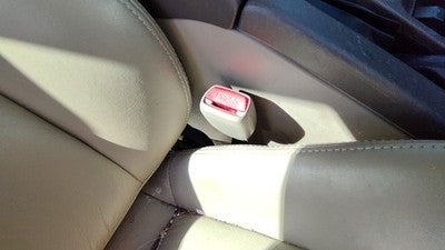 00 01 Legacy Outback Passenger Right Front Seat Belt Buckle Receiver Oem Tan 040